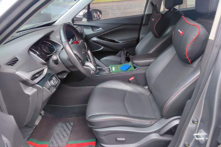 Used Chevrolet Orlando 2018 Redline 530T Automatic Enjoyment Edition (5+2 Model) – China V Standard Left Front Seat