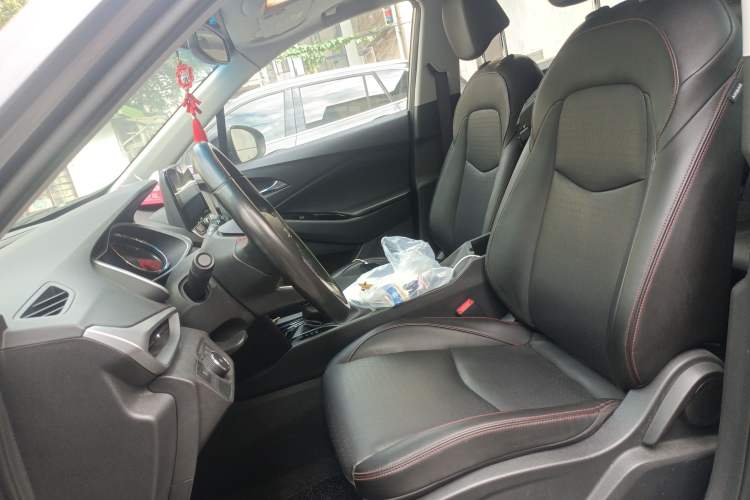 Used Chevrolet Orlando 2018 Redline 530T Automatic Zhaoxiang Edition (5+2 Seating) – China V Standard Left Front Seat