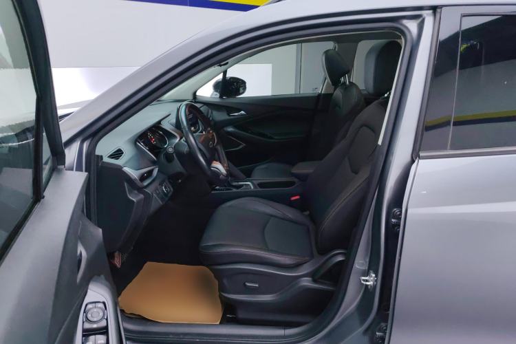 Used Chevrolet Orlando 2018 Redline 530T Automatic Enjoyment Edition (5+2 Model) – China V Standard Left Front Seat