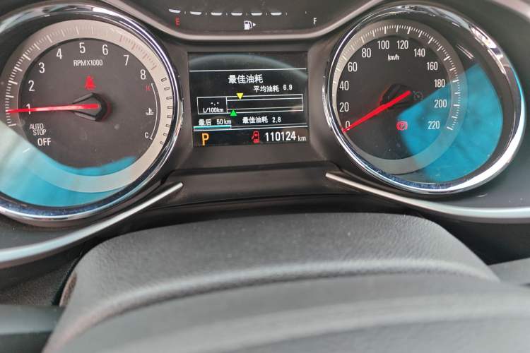 Used Chevrolet Orlando 2018 Redline 530T Automatic Enjoyment Edition (5+2 Model) – China V Standard Odometer Close Up