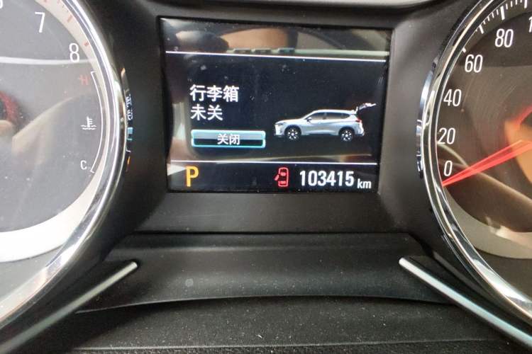 Used Chevrolet Orlando 2018 530T Automatic Luxury Edition (5+2 Model) China V Standard Odometer Close Up