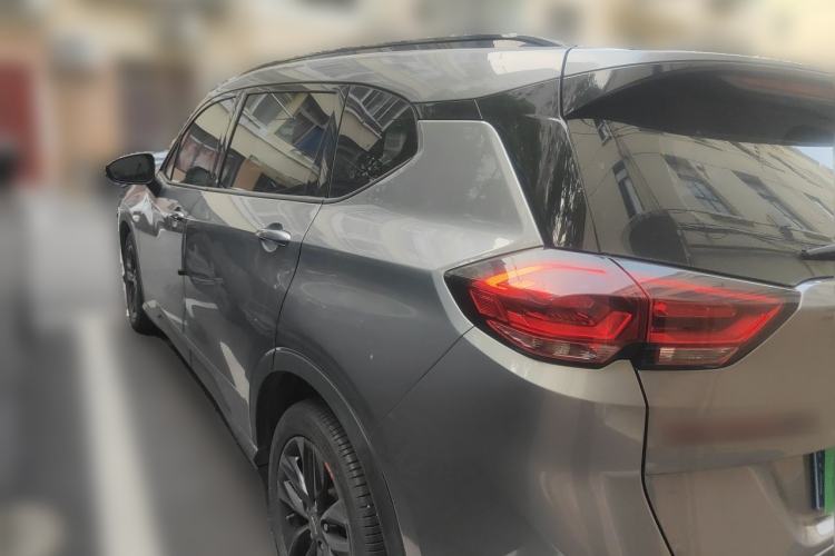 Used Chevrolet Orlando 2018 Redline 530T Automatic Enjoyment Edition (5+2 Model) – China V Standard Rear Left 45 Deg