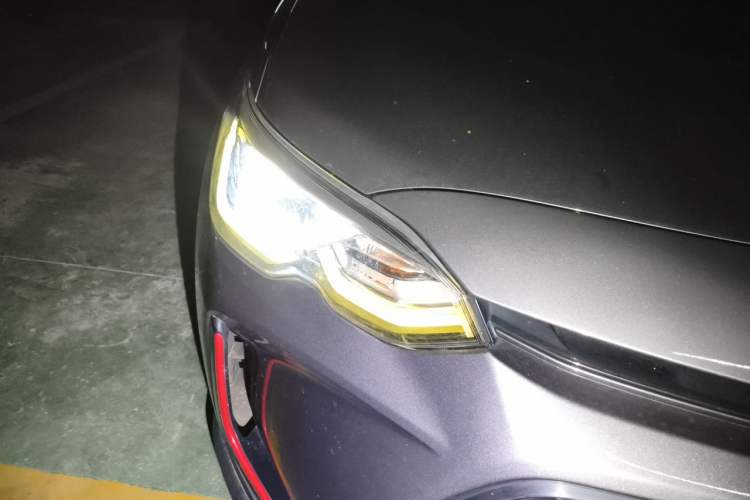 Used Chevrolet Orlando 2018 Redline 530T Automatic Zhaoxiang Edition (5+2 Seating) – China V Standard Right Front Headlight