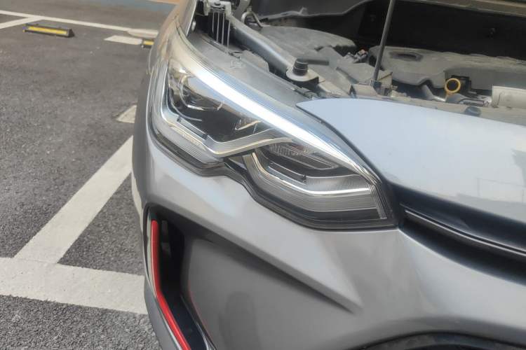 Used Chevrolet Orlando 2018 Redline 530T Automatic Enjoyment Edition (5+2 Model) – China V Standard Right Front Headlight
