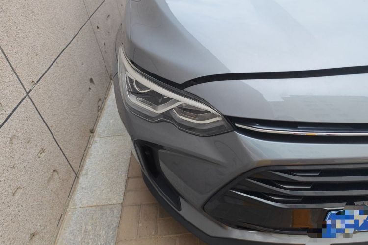 Used Chevrolet Orlando 2018 530T Automatic Luxury Edition (5+2 Model) China V Standard Right Front Headlight