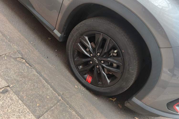 Used Chevrolet Orlando 2018 Redline 530T Automatic Enjoyment Edition (5+2 Model) – China V Standard Right Front Wheel Hub