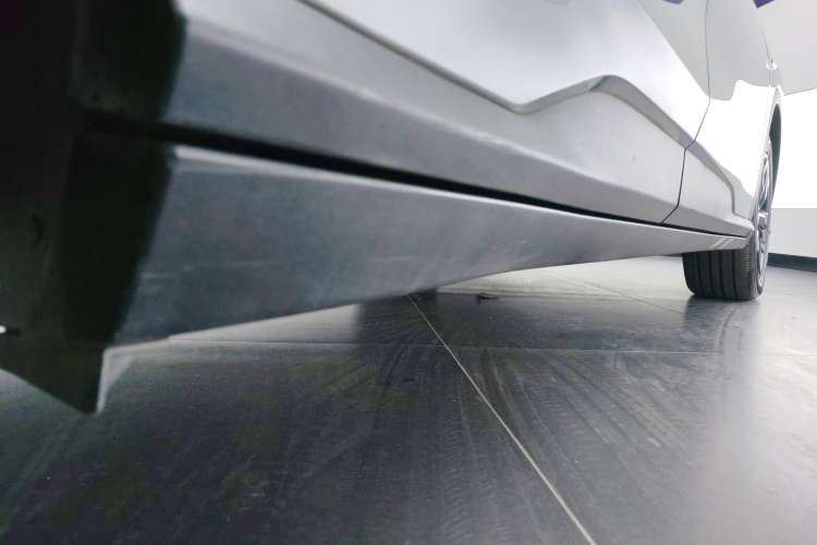 Used Chevrolet Orlando 2018 Redline 530T Automatic Enjoyment Edition (5+2 Model) – China V Standard Right Side Sill