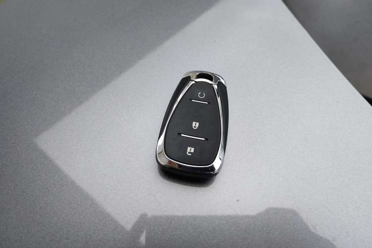 Used Chevrolet Orlando 2018 Redline 530T Automatic Enjoyment Edition (5+2 Model) – China V Standard Vehicle Key