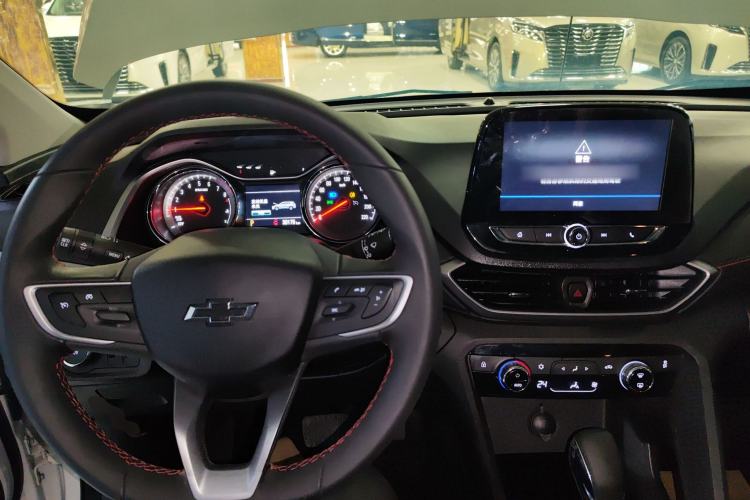 Used Chevrolet Orlando 2018 Redline 530T Automatic Enjoyment Edition (5+2 Model) – China V Standard Center Console