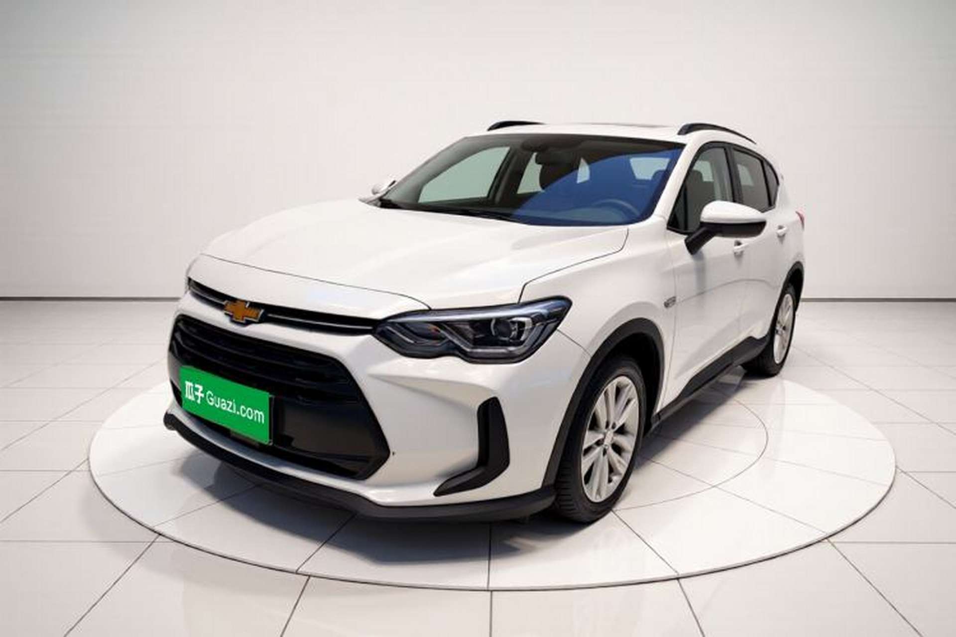 Used Chevrolet Orlando 2018 530T Automatic Luxury Edition (5+2 Model) China V Standard Front Left 45 Deg