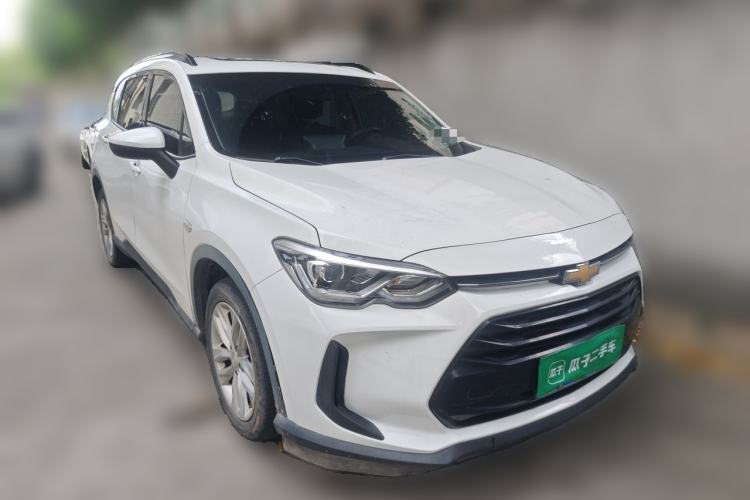 Used Chevrolet Orlando 2018 530T Automatic Luxury Edition (5+2 Model) China V Standard Front Right 45 Deg