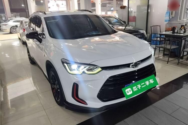 Used Chevrolet Orlando 2018 Redline 530T Automatic Enjoyment Edition (5+2 Model) – China V Standard Front Right 45 Deg