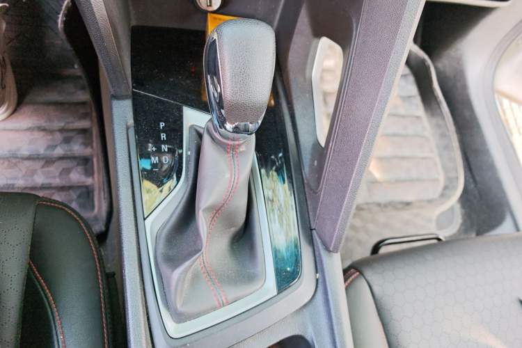 Used Chevrolet Orlando 2018 Redline 530T Automatic Enjoyment Edition (5+2 Model) – China V Standard Gear Lever