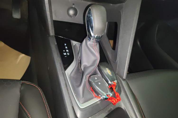 Used Chevrolet Orlando 2018 Redline 530T Automatic Enjoyment Edition (5+2 Model) – China V Standard Gear Lever
