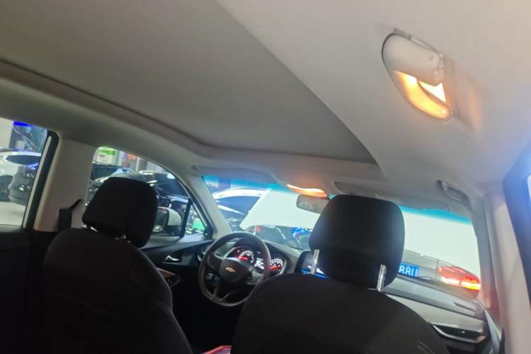 Used Chevrolet Orlando 2018 530T Automatic Luxury Edition (5+2 Model) China V Standard Headliner
