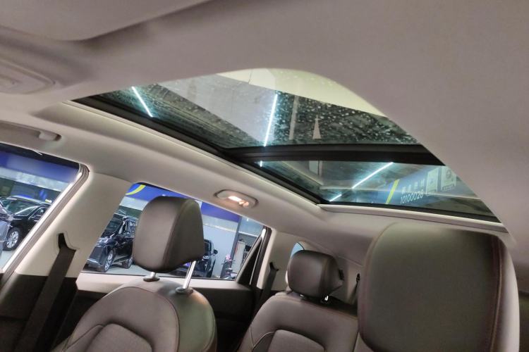 Used Chevrolet Orlando 2018 Redline 530T Automatic Enjoyment Edition (5+2 Model) – China V Standard Headliner