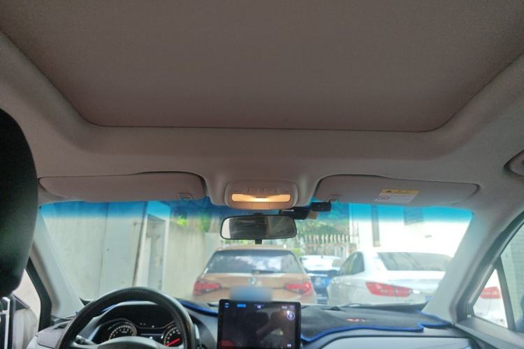Used Chevrolet Orlando 2018 530T Automatic Luxury Edition (5+2 Model) China V Standard Headliner
