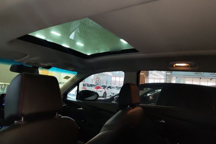 Used Chevrolet Orlando 2018 Redline 530T Automatic Enjoyment Edition (5+2 Model) – China V Standard Headliner