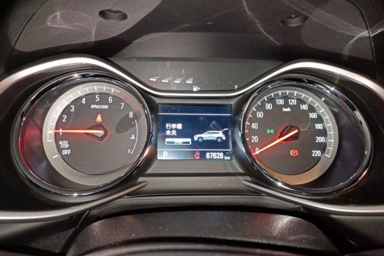 Used Chevrolet Orlando 2018 Redline 530T Automatic Zhaoxiang Edition (5+2 Seating) – China V Standard Instrument Cluster