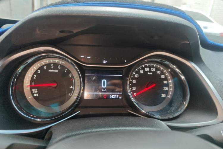 Used Chevrolet Orlando 2018 530T Automatic Luxury Edition (5+2 Model) China V Standard Instrument Cluster