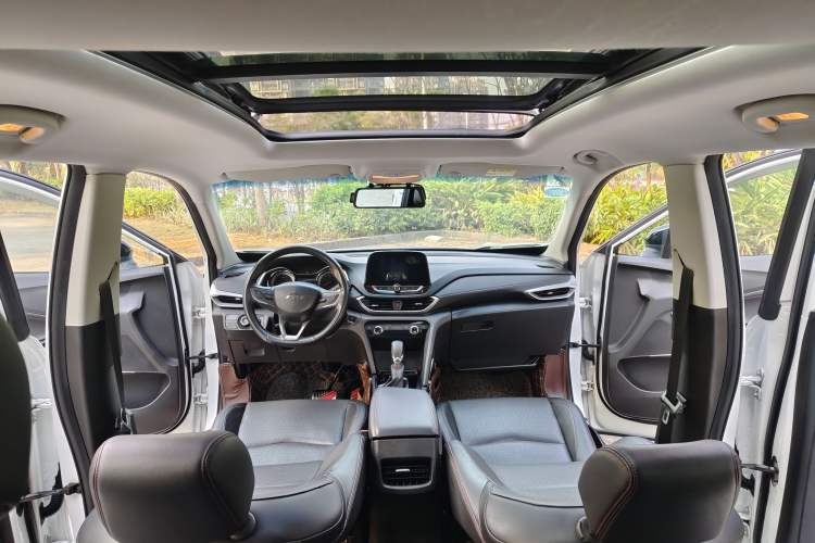 Used Chevrolet Orlando 2018 Redline 530T Automatic Enjoyment Edition (5+2 Model) – China V Standard Interior 6