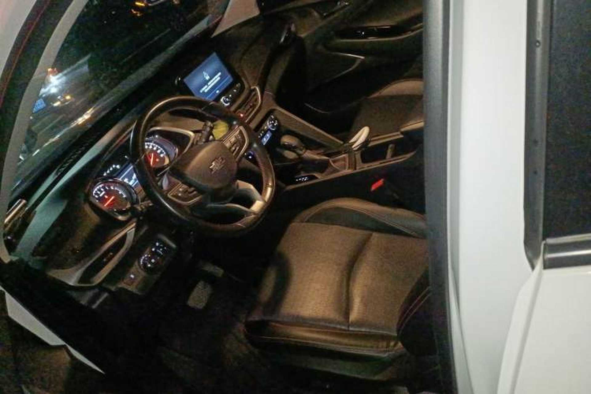 Used Chevrolet Orlando 2018 Redline 530T Automatic Zhaoxiang Edition (5+2 Seating) – China V Standard Left Front Seat