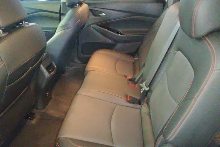 Used Chevrolet Orlando 2018 Redline 530T Automatic Enjoyment Edition (5+2 Model) – China V Standard Left Rear Seat
