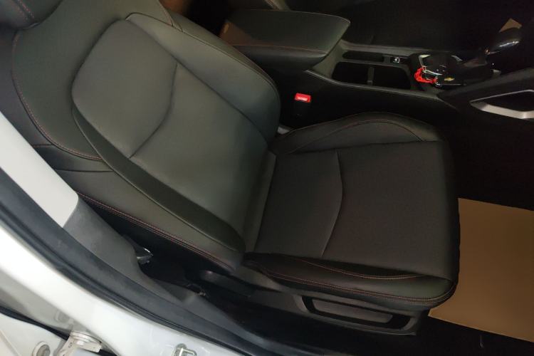 Used Chevrolet Orlando 2018 Redline 530T Automatic Enjoyment Edition (5+2 Model) – China V Standard Right Front Seat