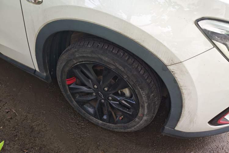Used Chevrolet Orlando 2018 Redline 530T Automatic Enjoyment Edition (5+2 Model) – China V Standard Right Front Wheel Hub