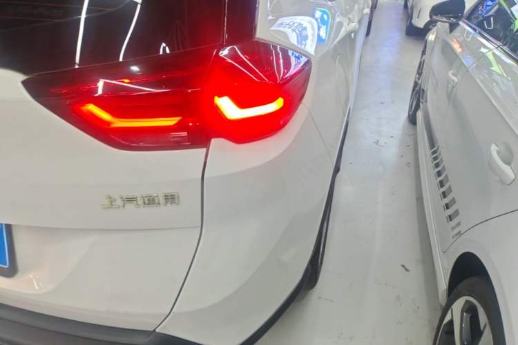 Used Chevrolet Orlando 2018 530T Automatic Luxury Edition (5+2 Model) China V Standard Right Rear Taillight