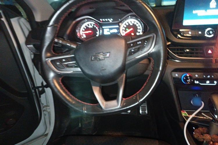 Used Chevrolet Orlando 2018 Redline 530T Automatic Enjoyment Edition (5+2 Model) – China V Standard Steering Wheel