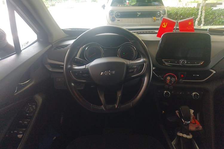 Used Chevrolet Orlando 2018 530T Automatic Luxury Edition (5+2 Model) China V Standard Steering Wheel