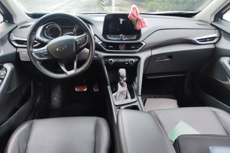 Used Chevrolet Orlando 2018 Redline 530T Automatic Enjoyment Edition (5+2 Model) – China V Standard Center Console