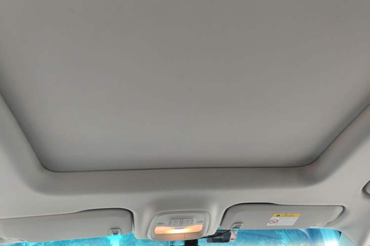 Used Chevrolet Orlando 2018 Redline 530T Automatic Enjoyment Edition (5+2 Model) – China V Standard Headliner