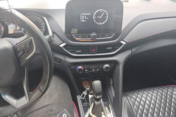 Used Chevrolet Orlando 2019 Redline 530T Automatic Enjoyment Version (5+2 Seating) China VI Audio And AC Panel