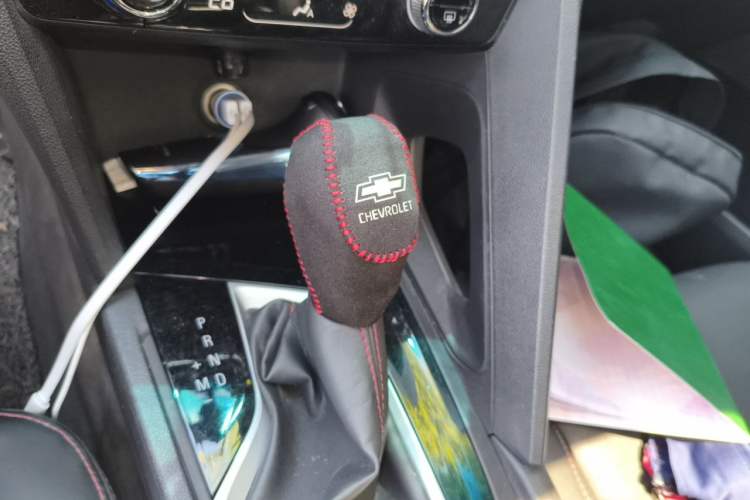 Used Chevrolet Orlando 2019 Redline 530T Automatic Enjoyment Version (5+2 Seating) China VI Gear Lever