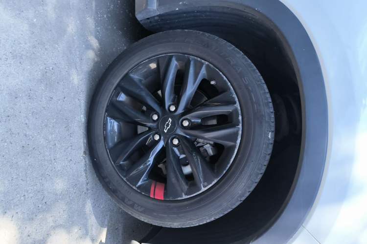 Used Chevrolet Orlando 2019 Redline 530T Automatic Enjoyment Version (5+2 Seating) China VI Right Front Wheel Hub