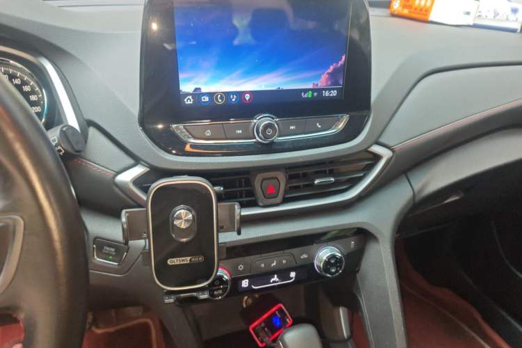 Used Chevrolet Orlando 2019 Redline 530T Automatic Enjoyment Version (5+2 Seating) China VI Audio And AC Panel