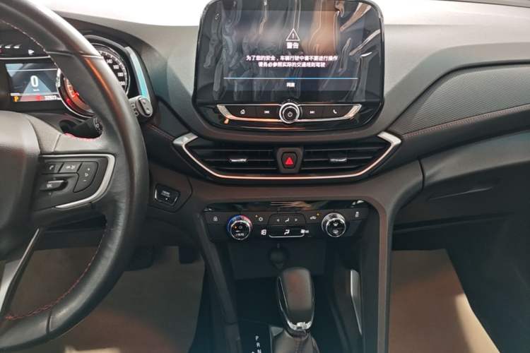 Used Chevrolet Orlando 2019 Redline 530T Automatic Enjoyment Version (5+2 Seating) China VI Audio And AC Panel