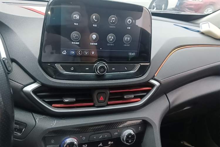 Used Chevrolet Orlando 2019 Redline 530T Automatic Enjoyment Version (5+2 Seating) China VI Audio And AC Panel