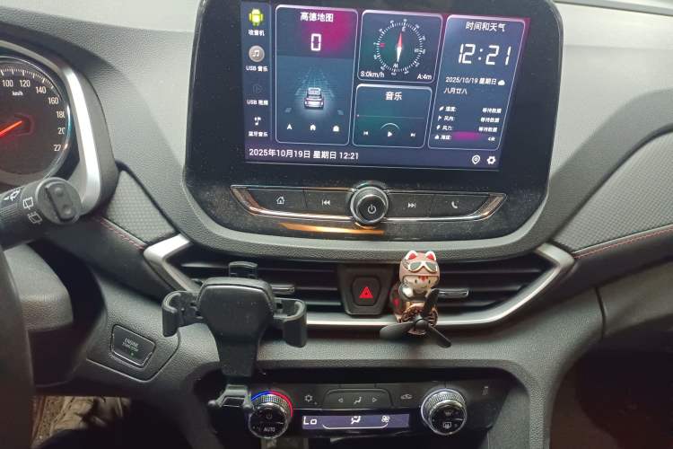 Used Chevrolet Orlando 2019 Redline 530T Automatic Enjoyment Version (5+2 Seating) China VI Audio And AC Panel