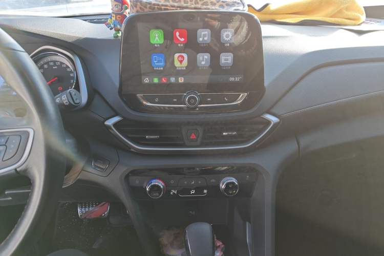 Used Chevrolet Orlando 2019 Redline 530T Automatic Enjoyment Version (5+2 Seating) China VI Audio And AC Panel