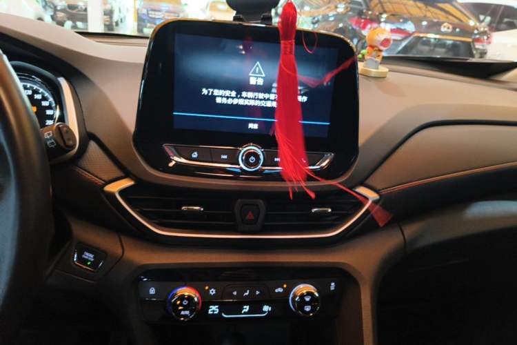 Used Chevrolet Orlando 2019 Redline 530T Automatic Enjoyment Version (5+2 Seating) China VI Audio And AC Panel
