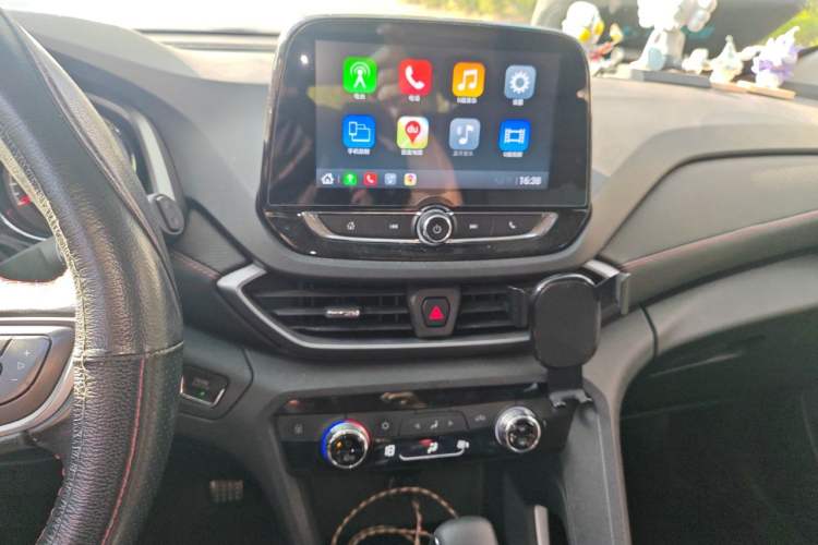 Used Chevrolet Orlando 2019 Redline 530T Automatic Enjoyment Version (5+2 Seating) China VI Audio And AC Panel