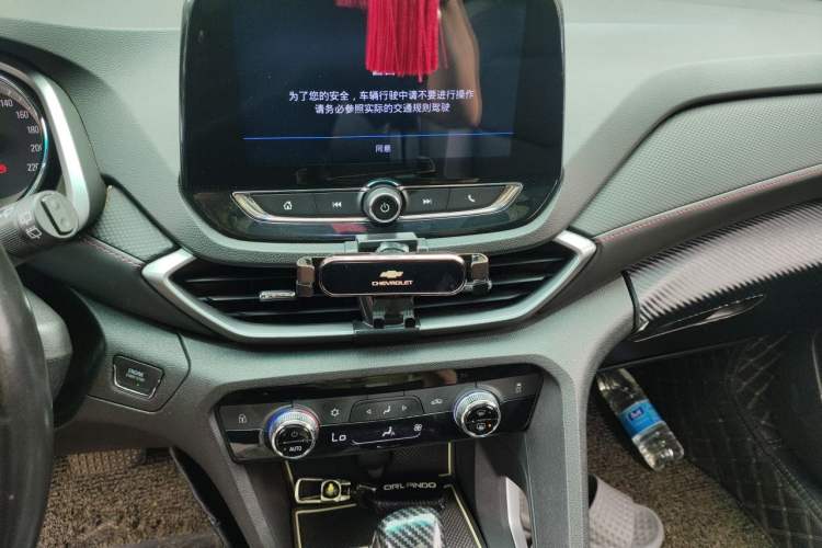 Used Chevrolet Orlando 2019 Redline 530T Automatic Enjoyment Version (5+2 Seating) China VI Audio And AC Panel