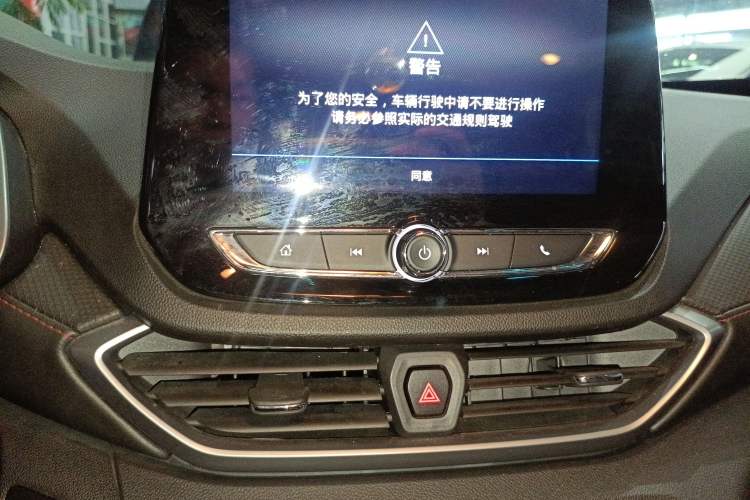 Used Chevrolet Orlando 2019 Redline 530T Automatic Enjoyment Version (5+2 Seating) China VI Audio And AC Panel