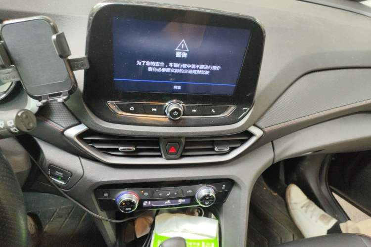 Used Chevrolet Orlando 2019 Redline 530T Automatic Enjoyment Version (5+2 Seating) China VI Audio And AC Panel