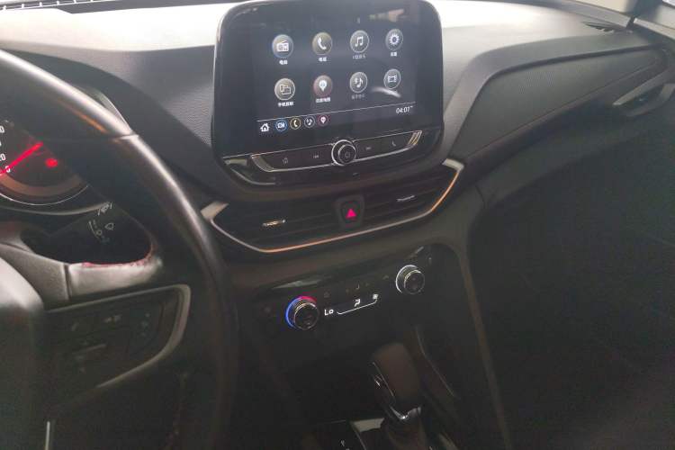Used Chevrolet Orlando 2019 Redline 530T Automatic Enjoyment Version (5+2 Seating) China VI Audio And AC Panel