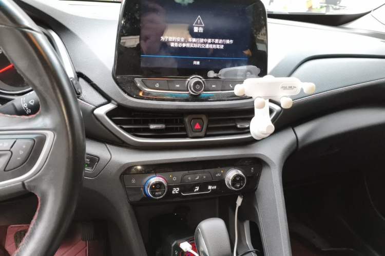 Used Chevrolet Orlando 2019 530T Automatic Luxury Edition (5+2 Seater) – China VI Standard Audio And AC Panel