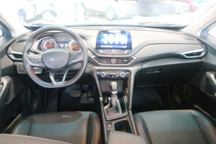 Used Chevrolet Orlando 2019 Redline 530T Automatic Enjoyment Version (5+2 Seating) China VI Center Console
